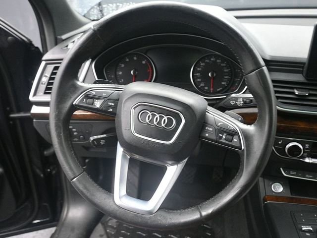 Used 2020 Audi Q5 2.0T Premium w/ Convenience Package image 16