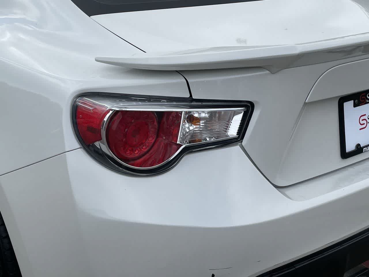 Used 2015 Scion FR-S RWD image 35