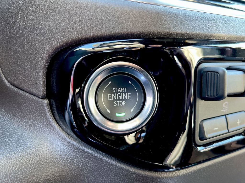 New 2026 GMC Sierra 1500 SLT w/ SLT Premium Plus Package image 39