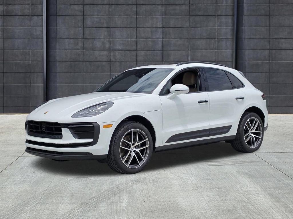 Used 2026 Porsche Macan AWD/4WD image 1