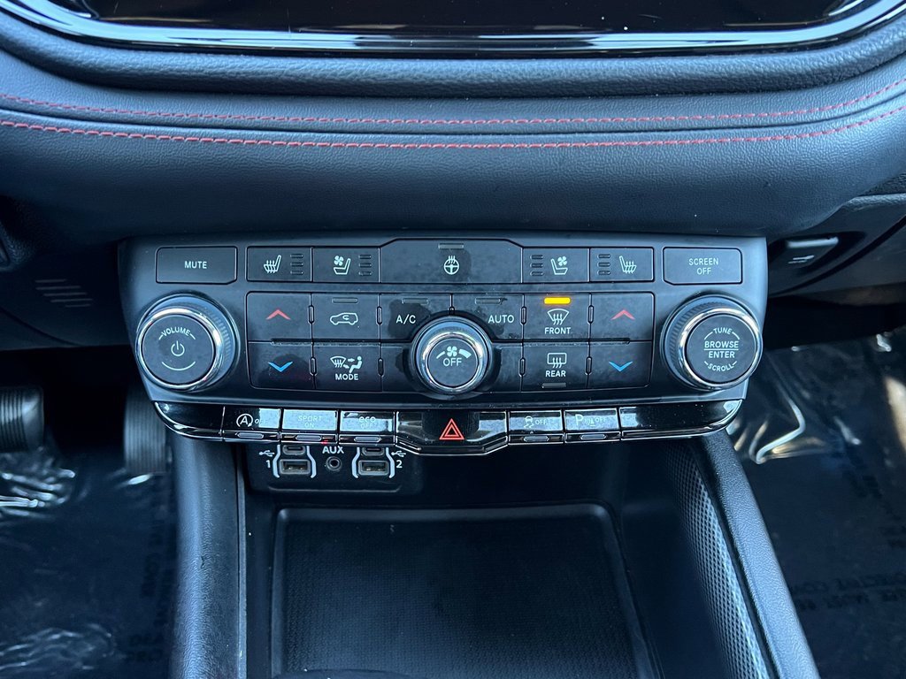 Certified 2023 Dodge Durango GT image 30