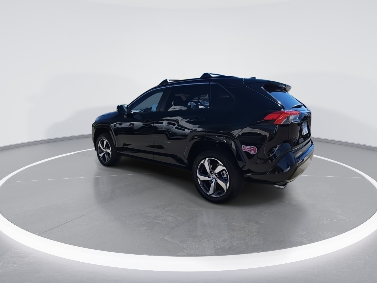 Used 2023 Toyota RAV4 SE w/ Weather & Moonroof Package AWD/4WD image 6