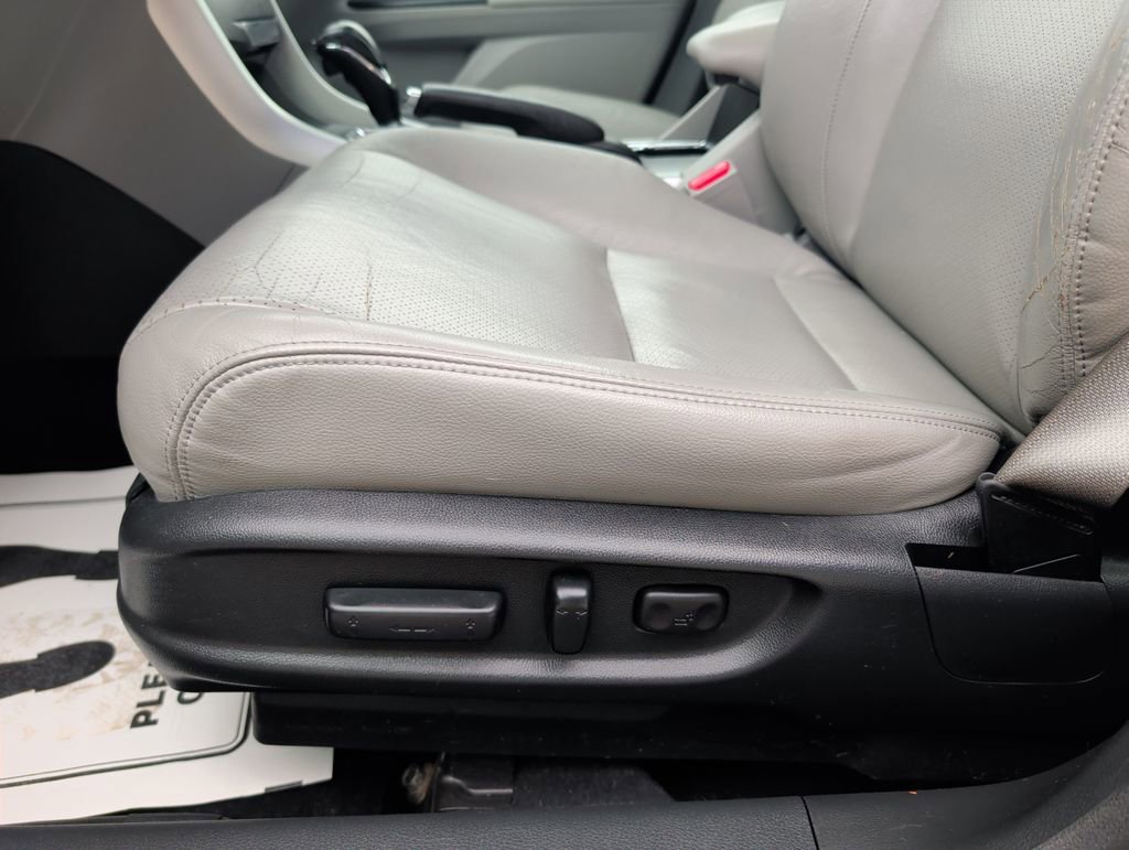Used 2015 Honda Accord EX-L image 9