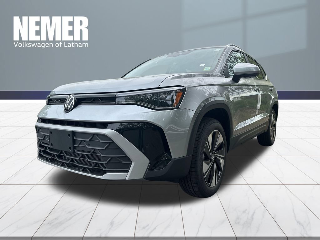 New 2026 Volkswagen Taos SE AWD/4WD image 1