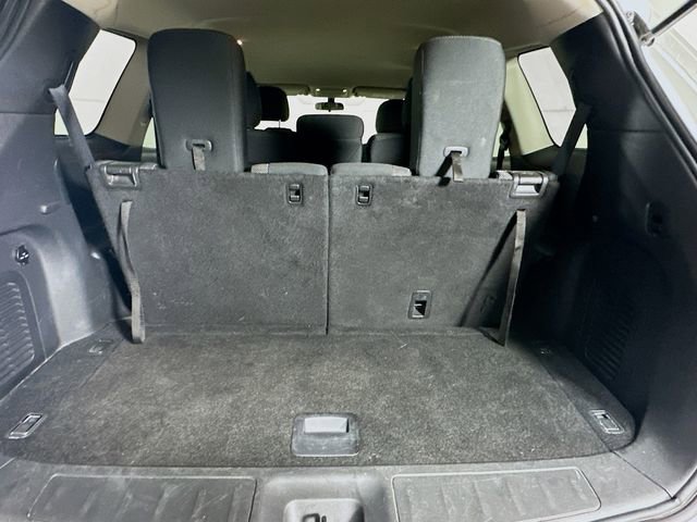 Used 2017 Nissan Pathfinder S image 25