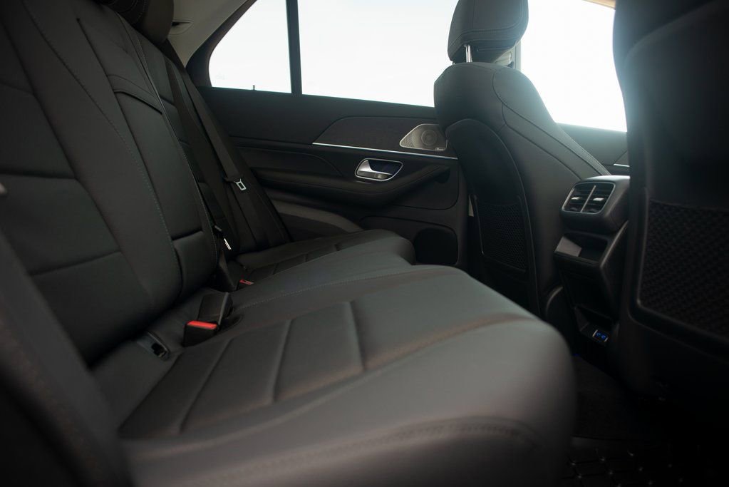 Used 2025 Mercedes-Benz GLE 350 4MATIC image 27