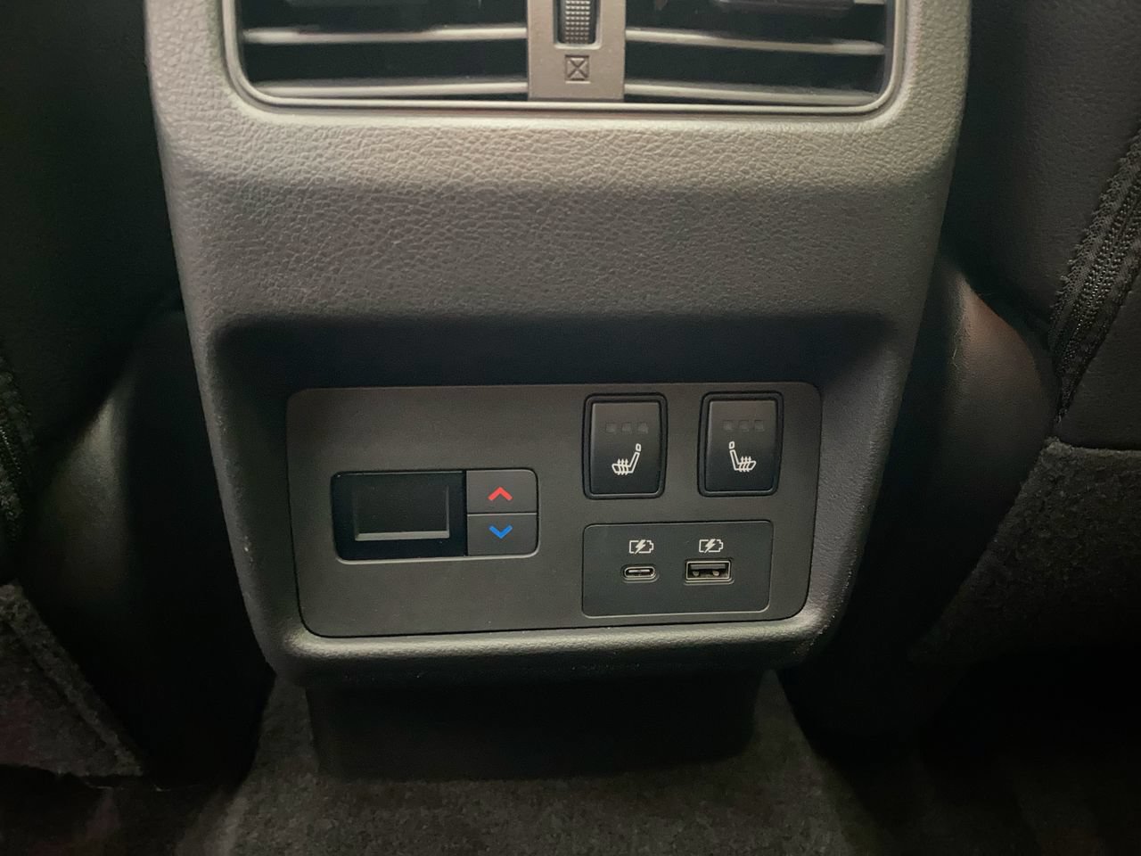 Used 2023 Nissan Rogue SL AWD/4WD image 27