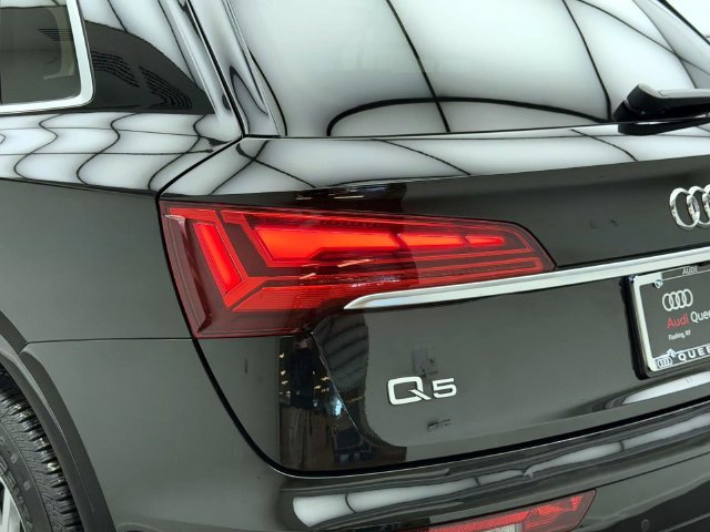 Certified 2023 Audi Q5 2.0T Premium w/ Convenience Package AWD/4WD image 10