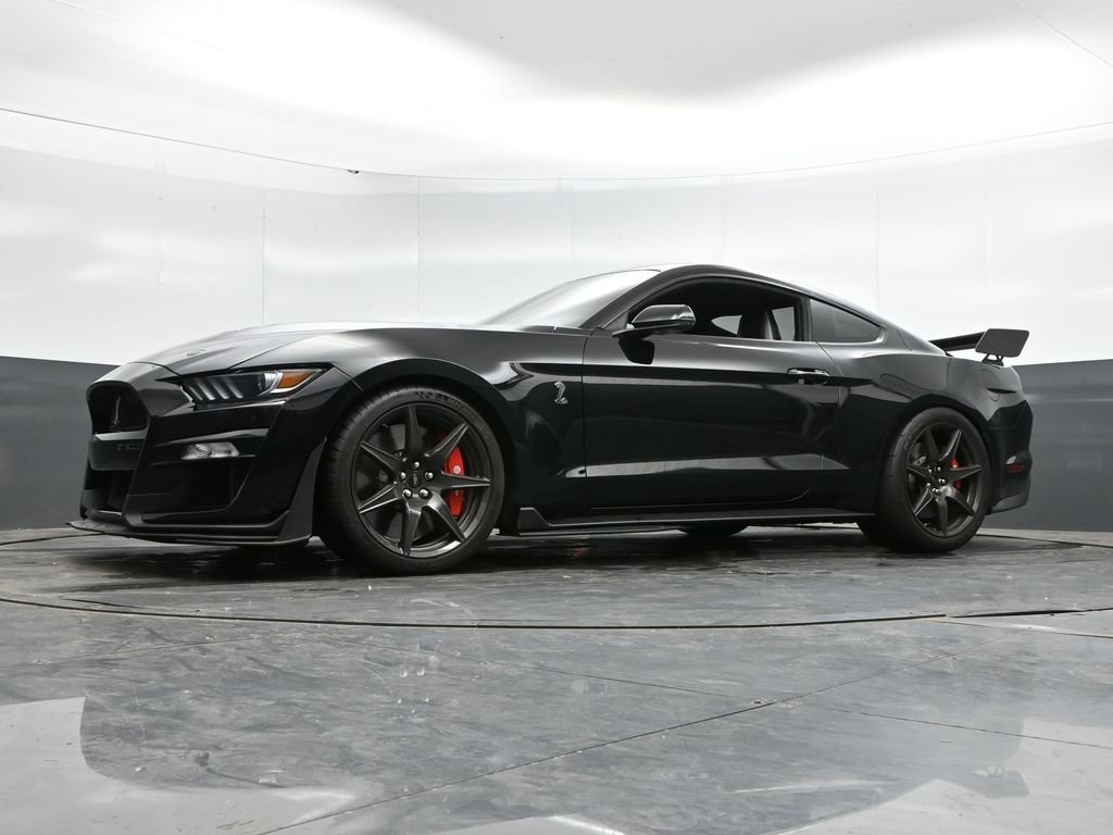 Used 2020 Ford Mustang Shelby GT500 w/ Carbon Fiber Track Pack RWD image 46