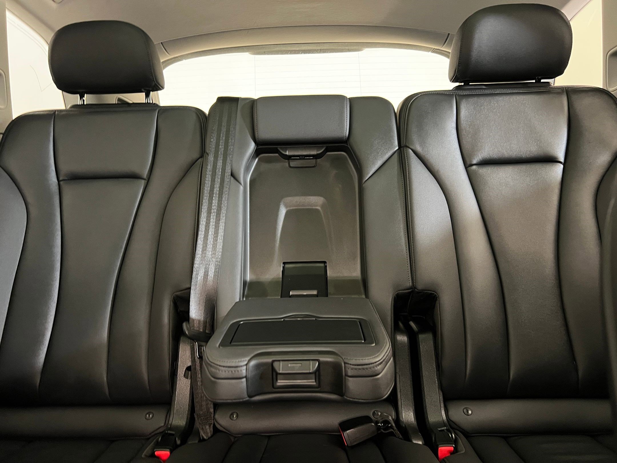 Used 2023 Audi Q7 3.0T Premium w/ Convenience Package image 31