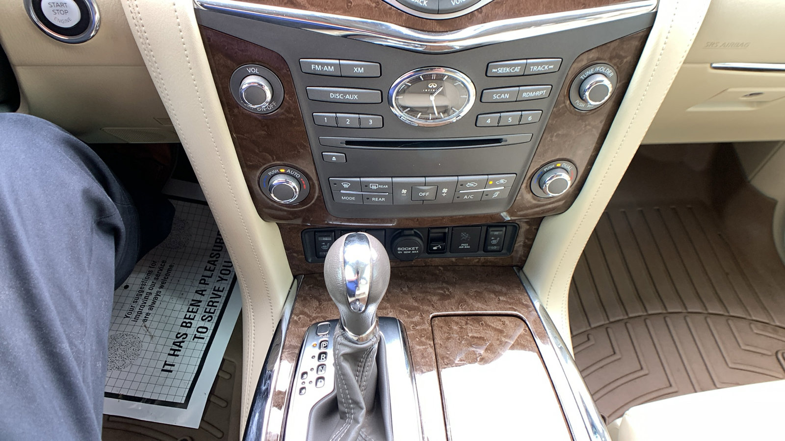 Used 2017 INFINITI QX80 4WD w/ Driver Assistance Package image 17