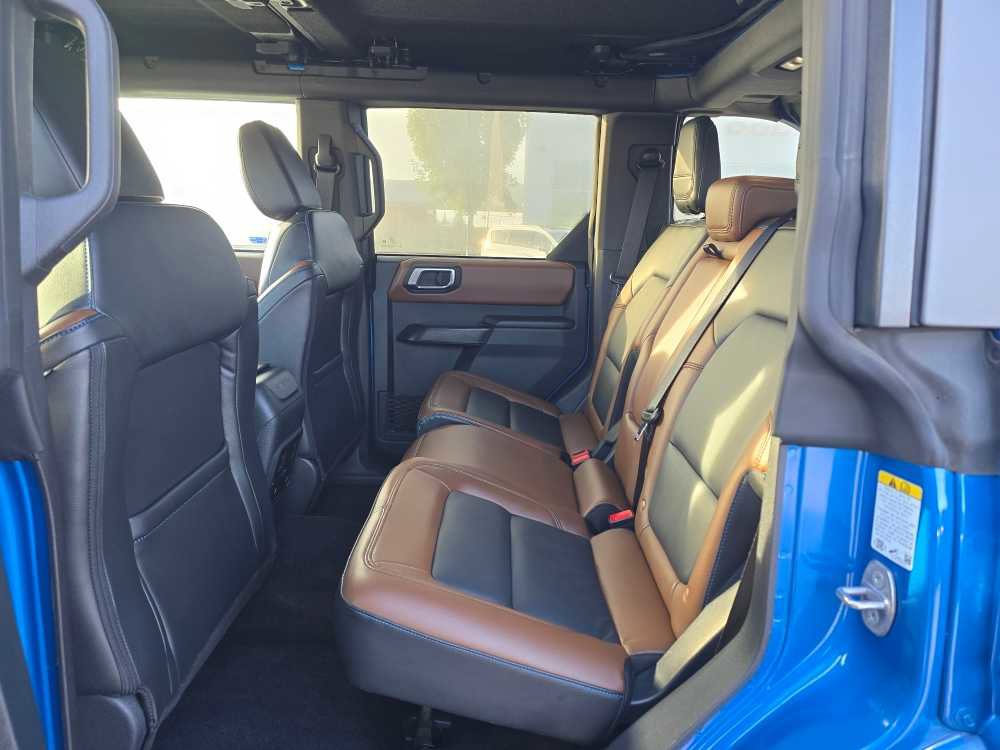Used 2024 Ford Bronco Outer Banks image 16