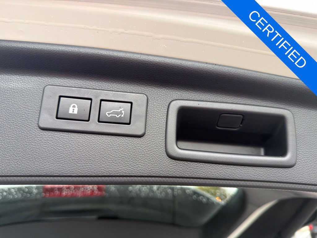 Certified 2024 Subaru Forester Touring AWD/4WD image 32
