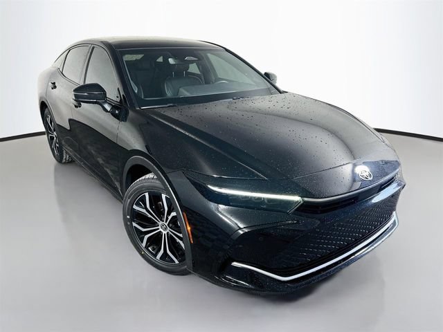 Used 2024 Toyota Crown AWD/4WD image 2