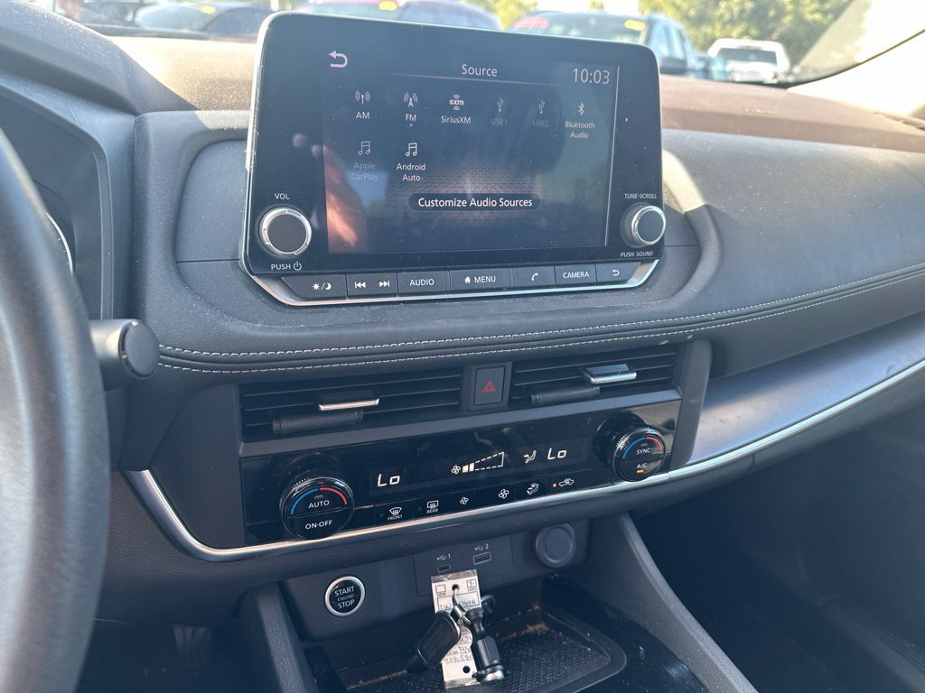 Used 2023 Nissan Rogue SV FWD image 13
