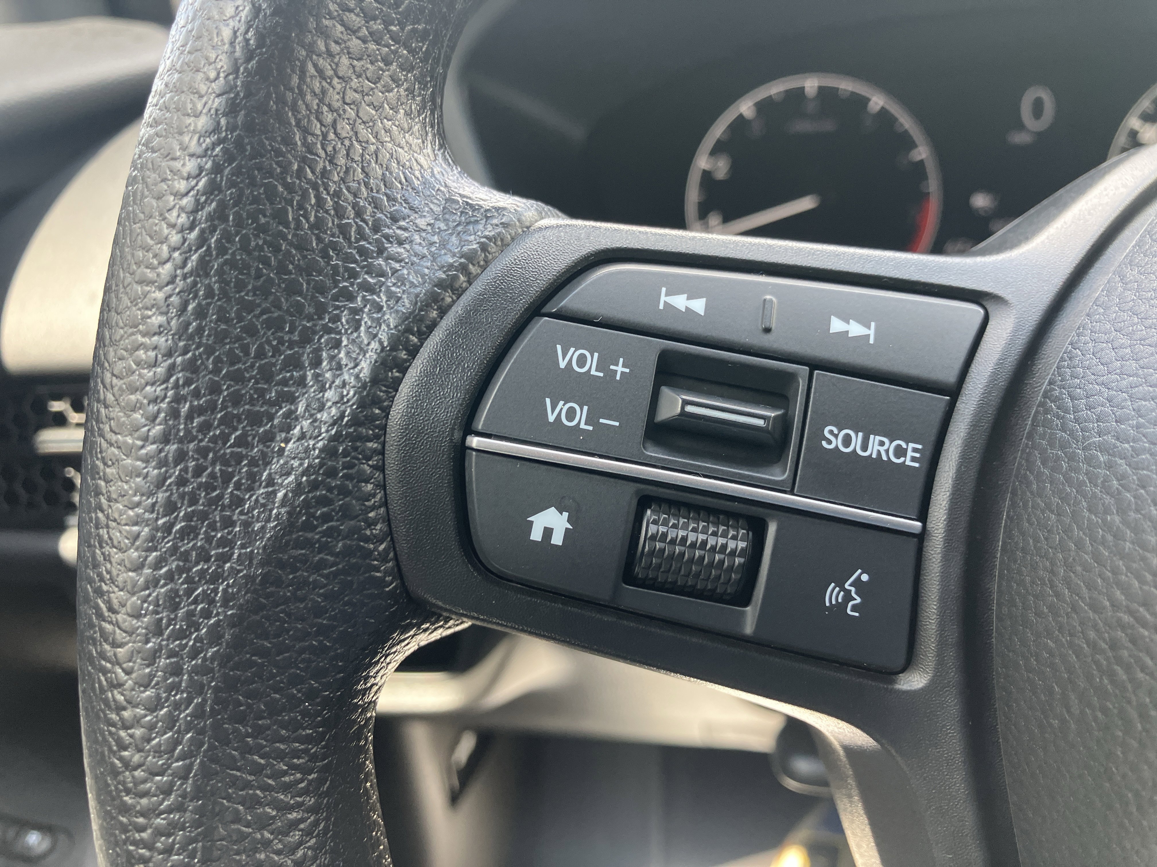 Used 2023 Honda HR-V LX image 22