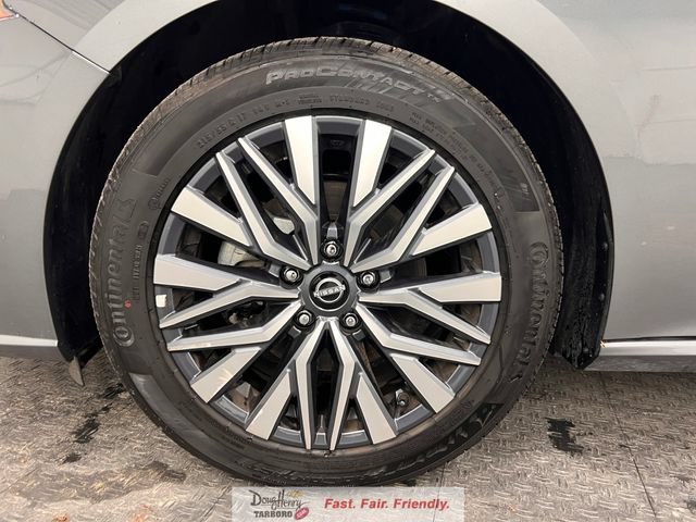 Used 2025 Nissan Altima 2.5 SV FWD image 22