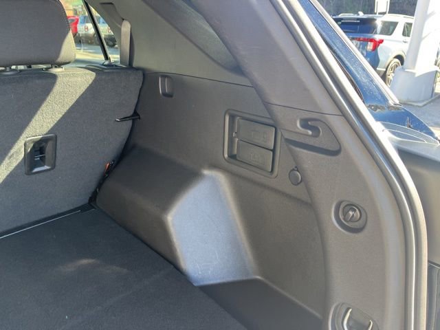 Used 2024 Chevrolet Equinox LT image 9