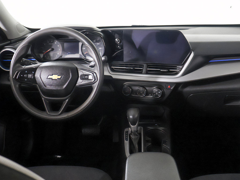 Used 2024 Chevrolet Trax LS w/ LS Convenience Package FWD image 28