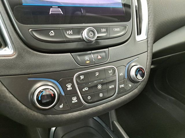 Used 2020 Chevrolet Malibu LT FWD image 13