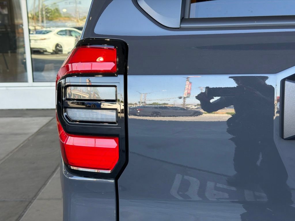 Certified 2026 Toyota 4Runner SR5 AWD/4WD image 11