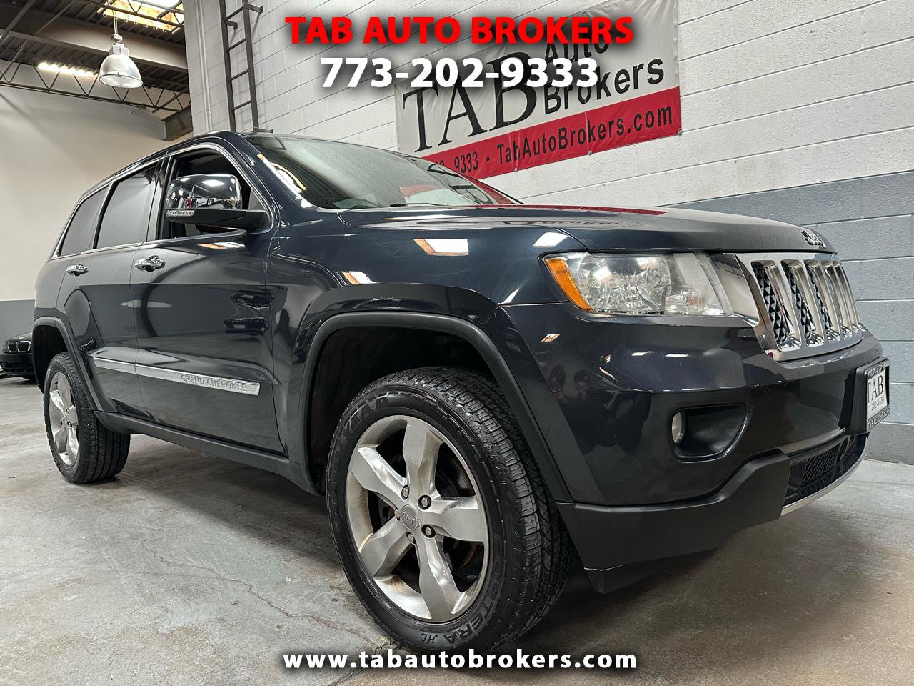 Used 2013 Jeep Grand Cherokee Overland w/ Advance Technology Group