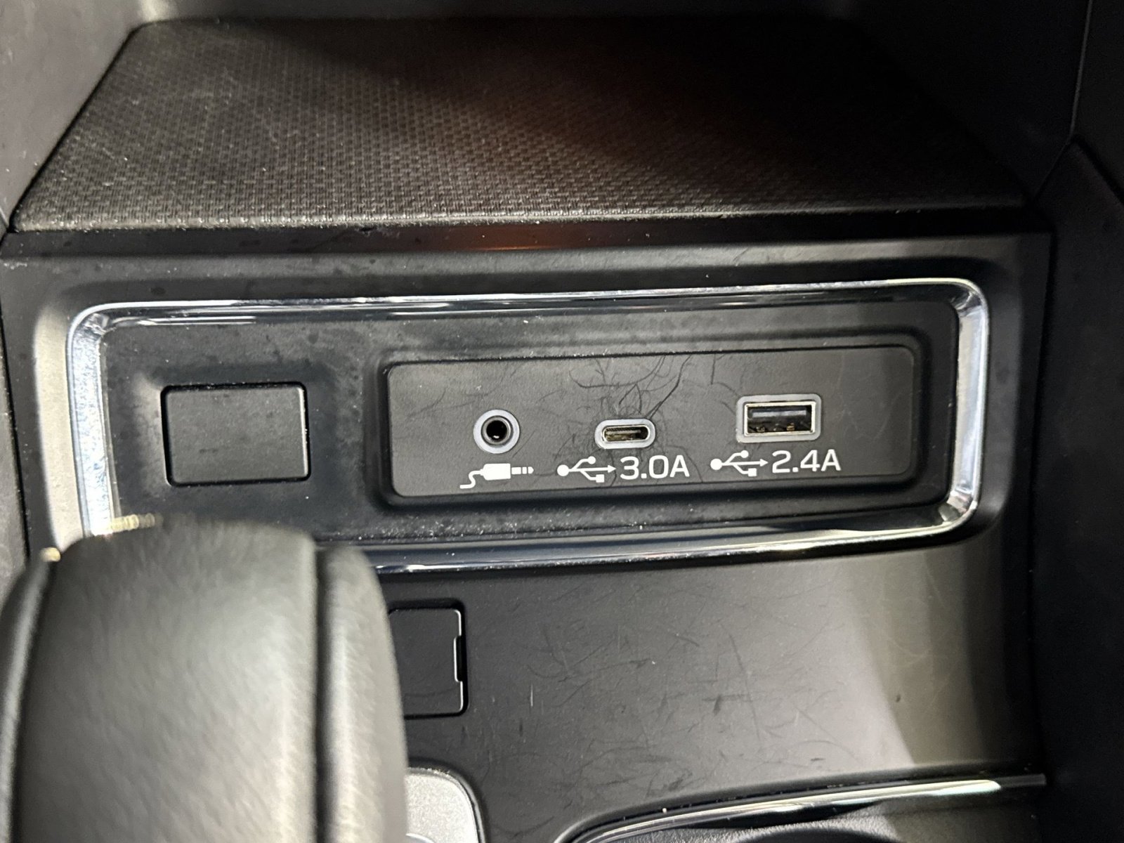 Used 2025 Subaru Ascent Premium image 36