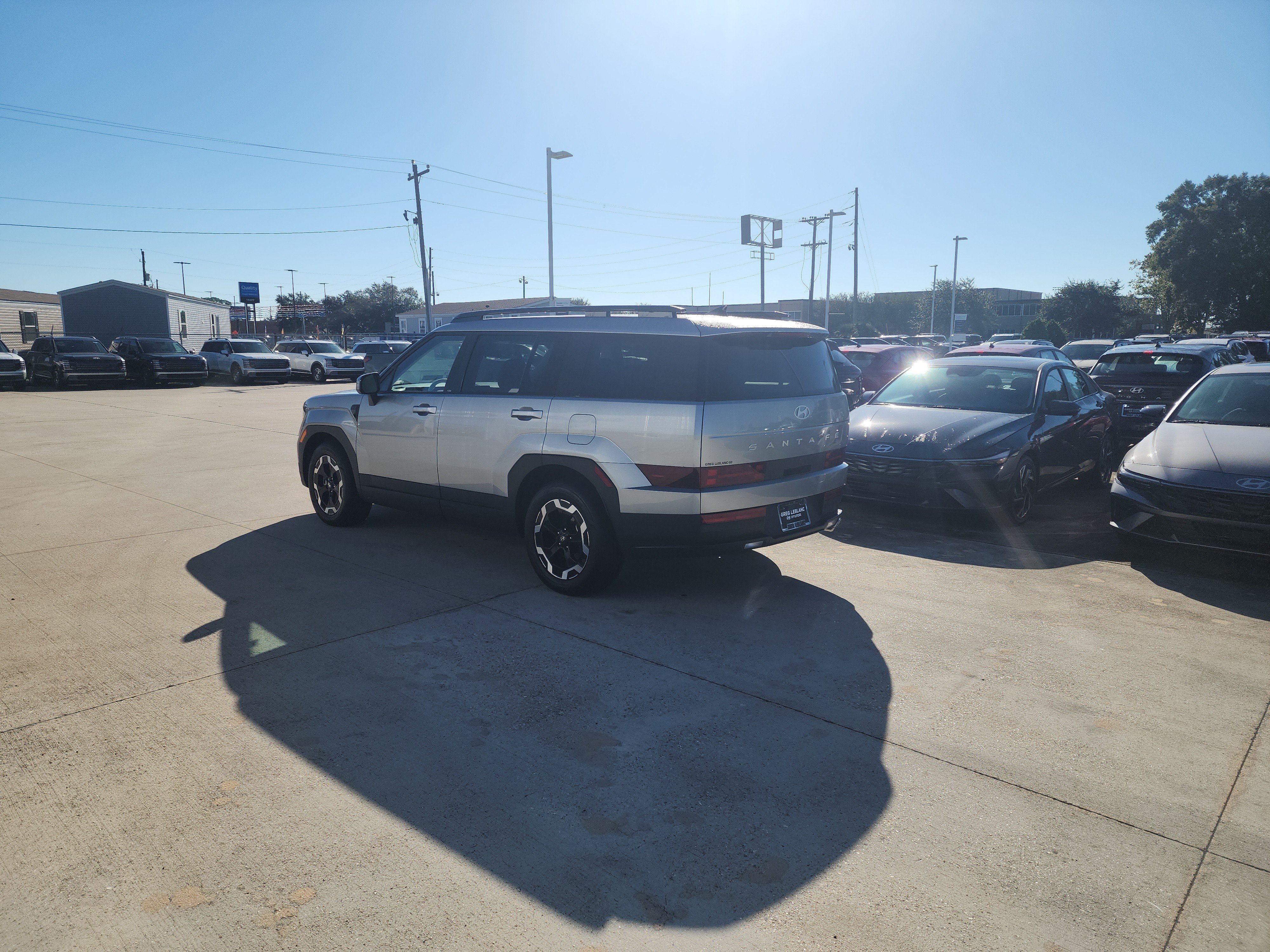 Used 2025 Hyundai Santa Fe SEL FWD image 5