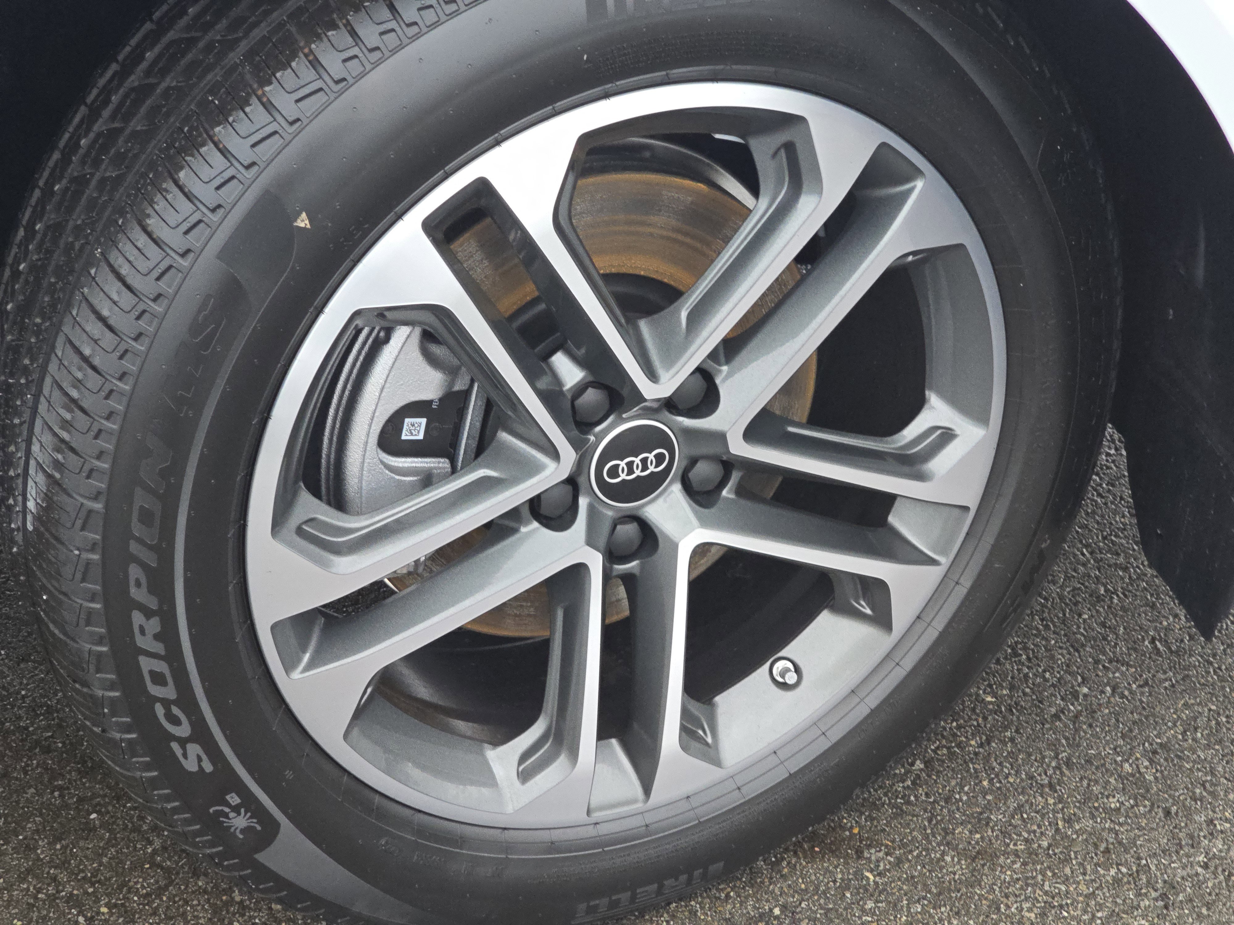 New 2025 Audi Q5 Premium image 16