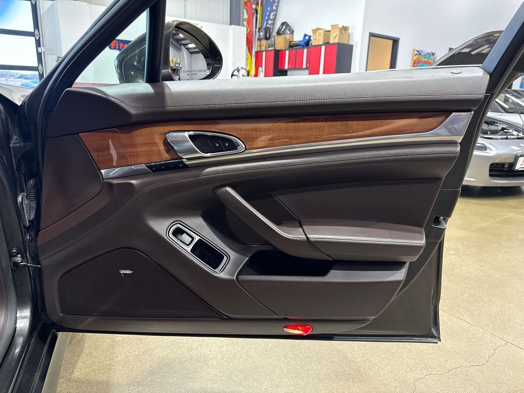 Used 2013 Porsche Panamera 4S image 50