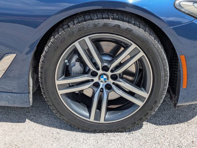 Used 2021 BMW 530i xDrive w/ Convenience Package AWD/4WD image 9