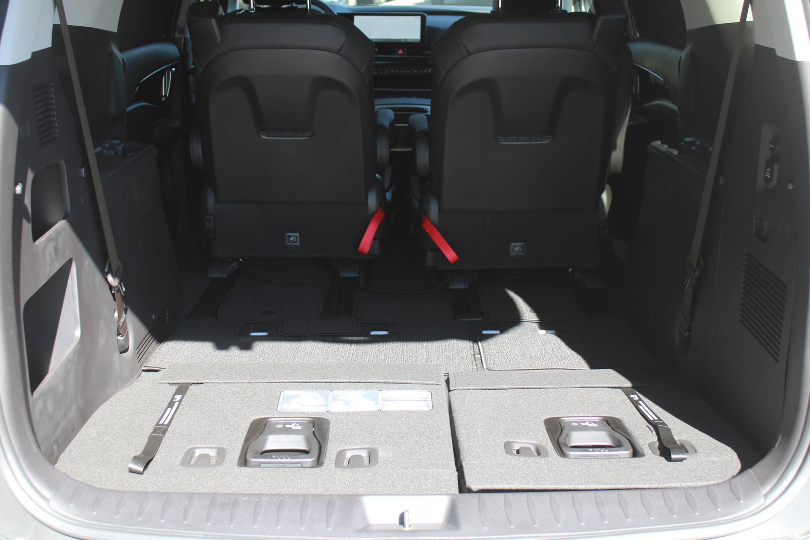 New 2026 Kia Carnival SX Prestige image 13