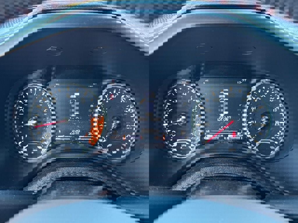 Used 2016 Jeep Renegade Trailhawk image 17