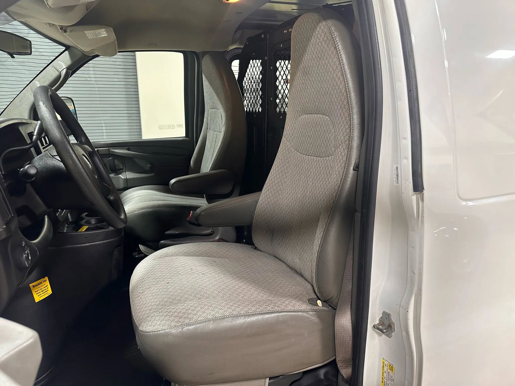 Used 2013 GMC Savana 1500 AWD image 21