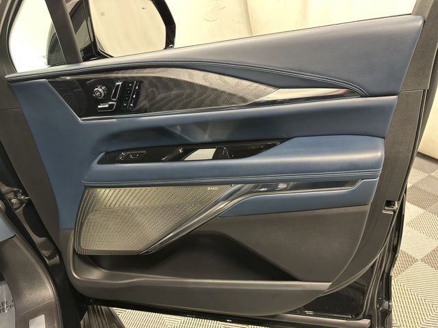 Used 2025 Cadillac Escalade IQ Sport 2 image 9