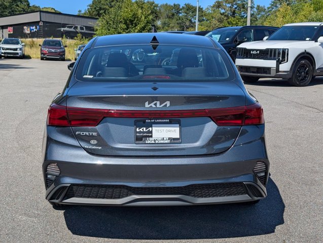 Used 2024 Kia Forte LXS w/ LXS Technology Package FWD image 7