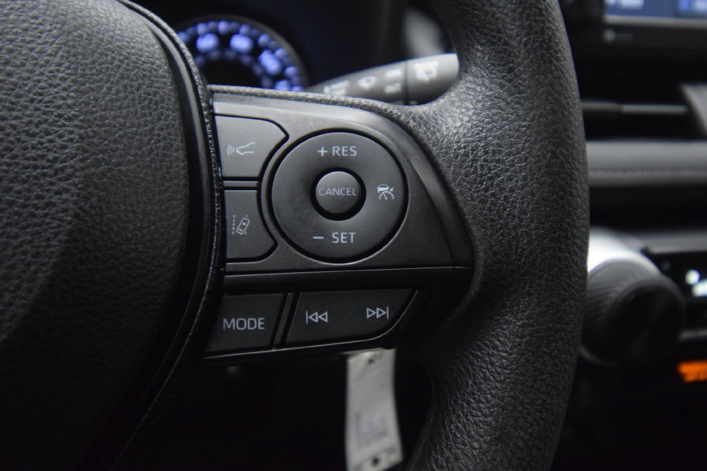 Used 2020 Toyota RAV4 LE w/ All Weather Liner Package AWD/4WD image 26
