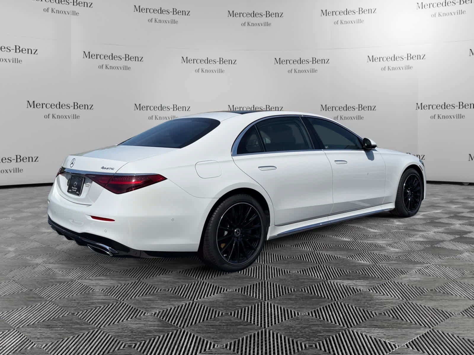 New 2026 Mercedes-Benz S 500 4MATIC image 5