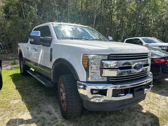 Used 2017 Ford F250 Lariat w/ Lariat Ultimate Package AWD/4WD image 13