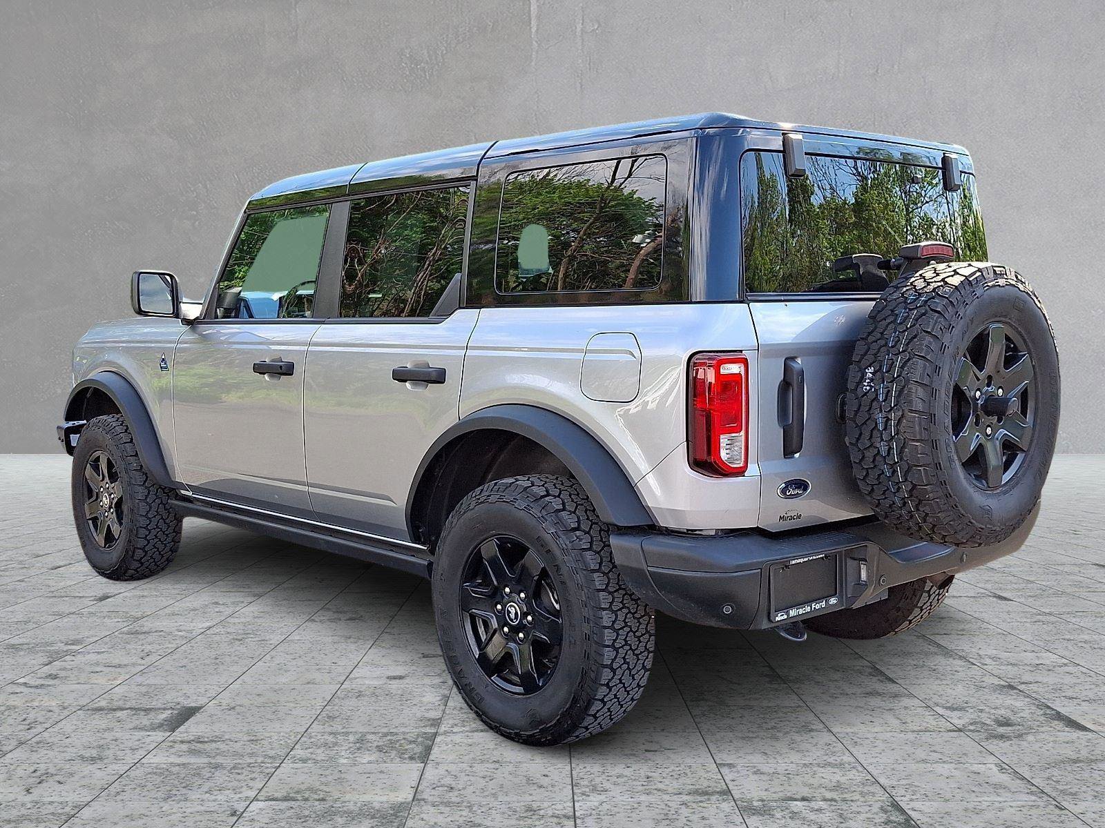 Used 2024 Ford Bronco Black Diamond AWD/4WD image 4