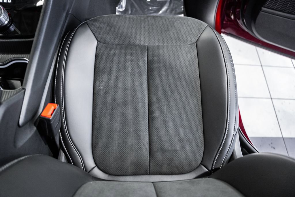 New 2025 Jeep Grand Cherokee Altitude w/ Trailer Tow Package image 28