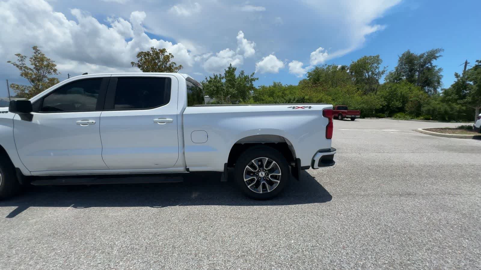 Used 2022 Chevrolet Silverado 1500 RST AWD/4WD image 5