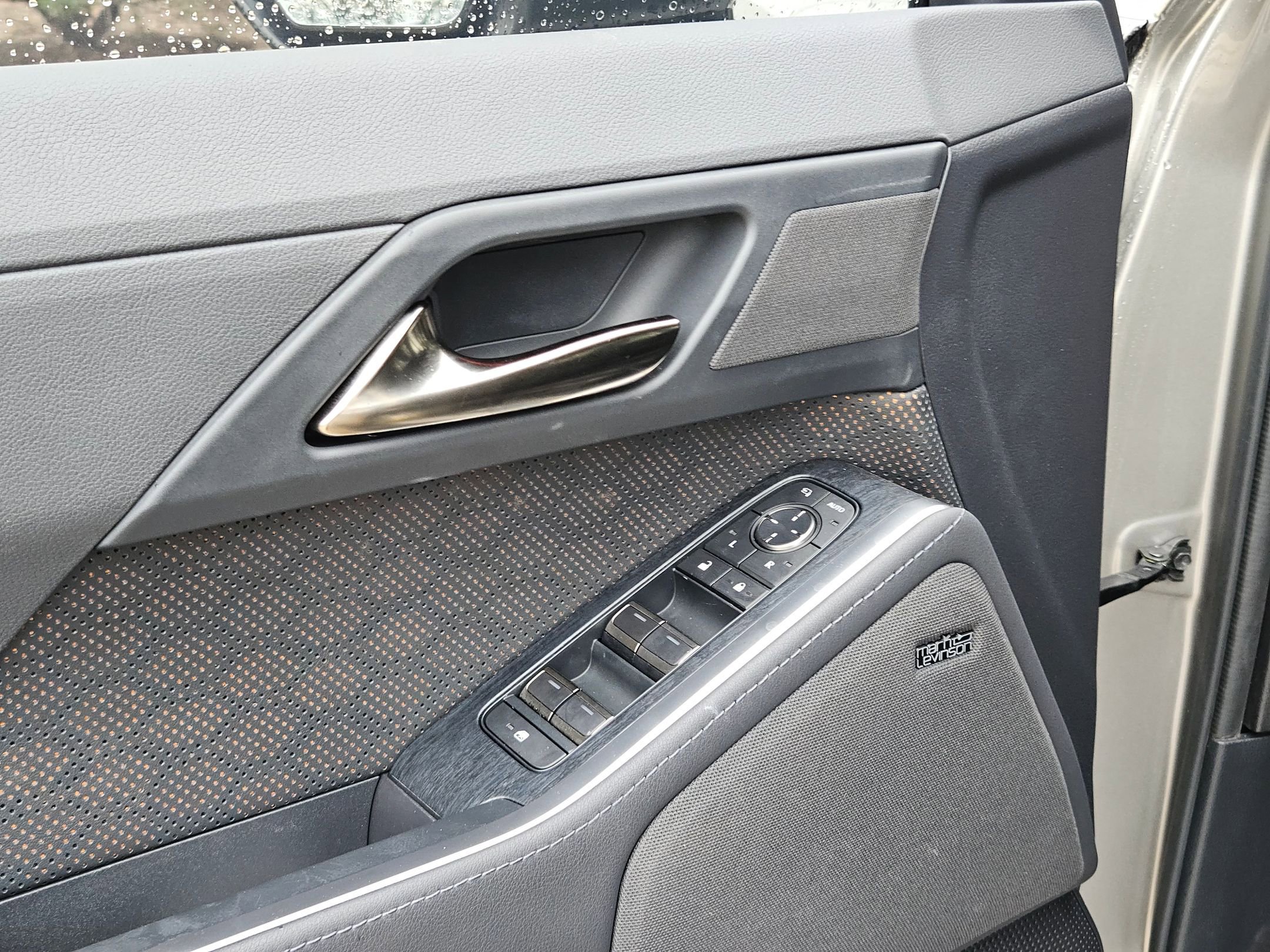 Used 2024 Lexus GX 550 w/ Accessory Package (Z1) image 12