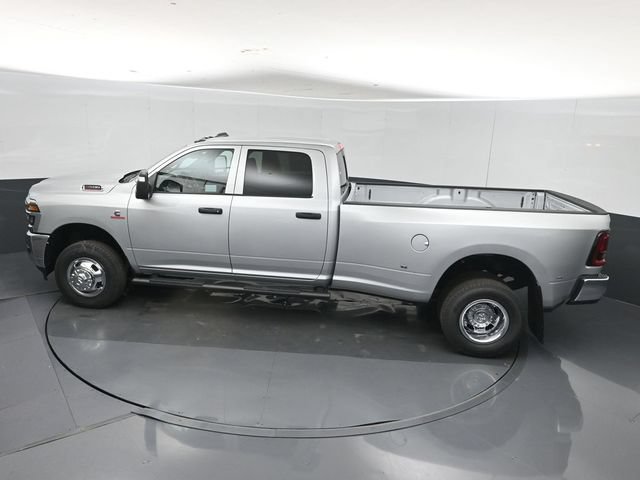 New 2026 RAM 3500 Tradesman AWD/4WD image 39