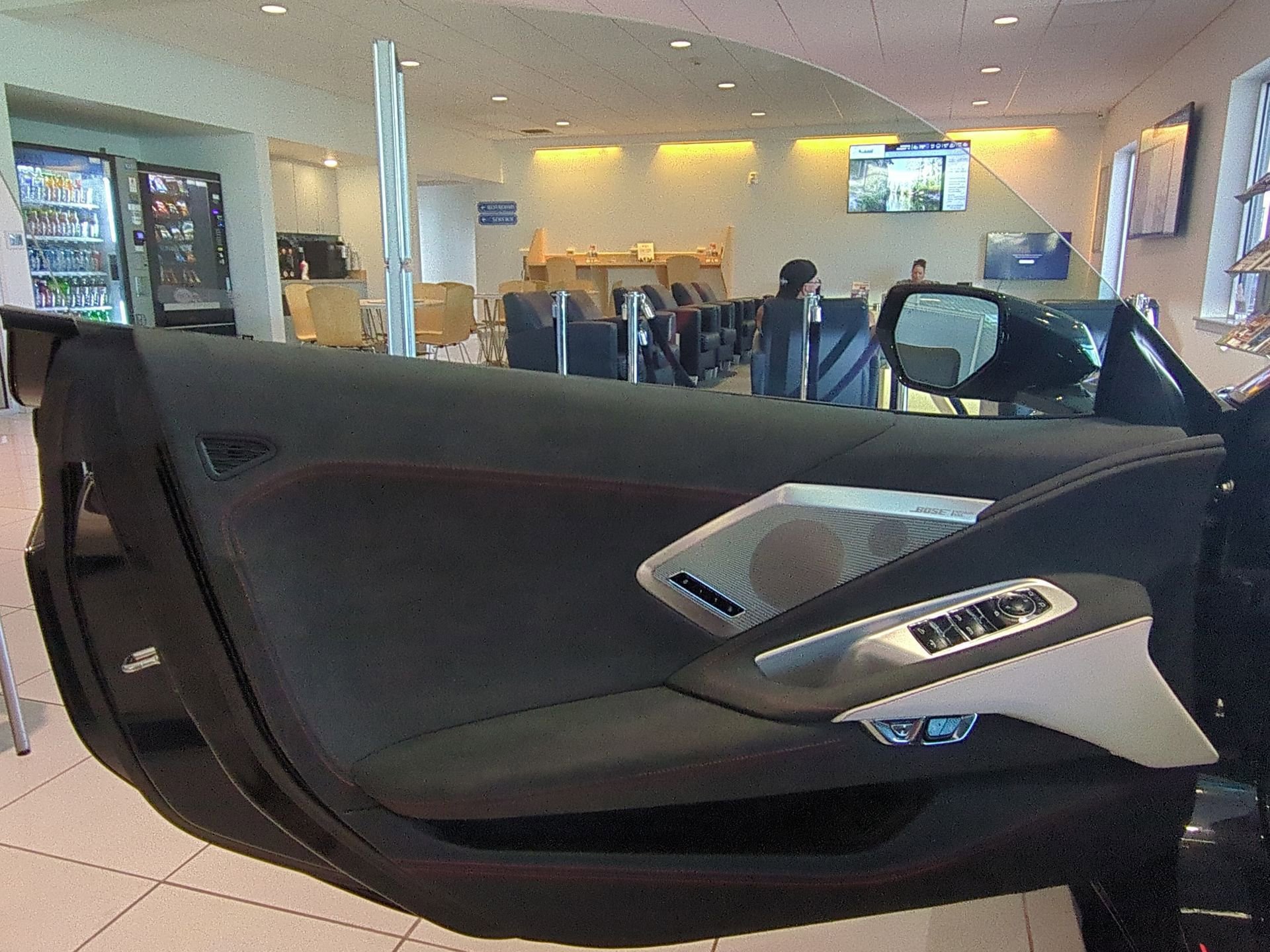 Certified 2023 Chevrolet Corvette Stingray Premium Conv w/ Z51 Performance Package image 21