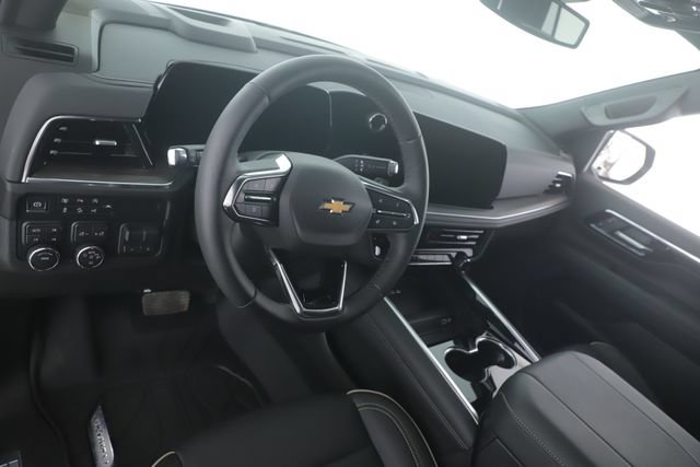 Used 2026 Chevrolet Tahoe Premier w/ Sun And Tow Package AWD/4WD image 17