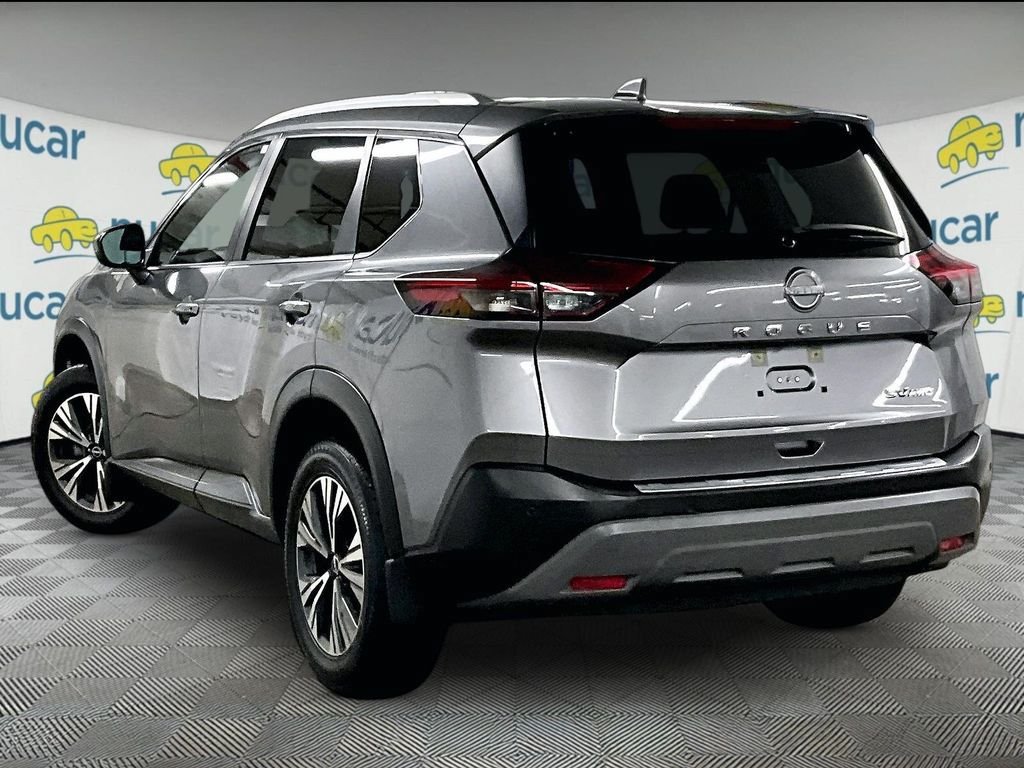 Used 2022 Nissan Rogue SV w/ SV Premium Package AWD/4WD image 4
