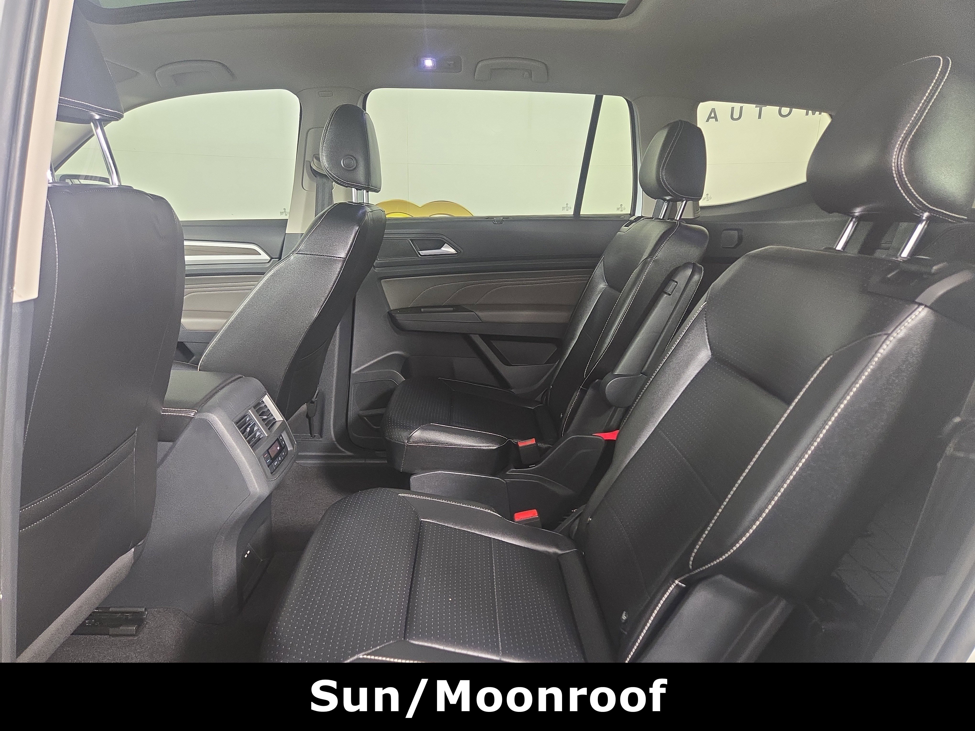 Used 2022 Volkswagen Atlas SEL image 12