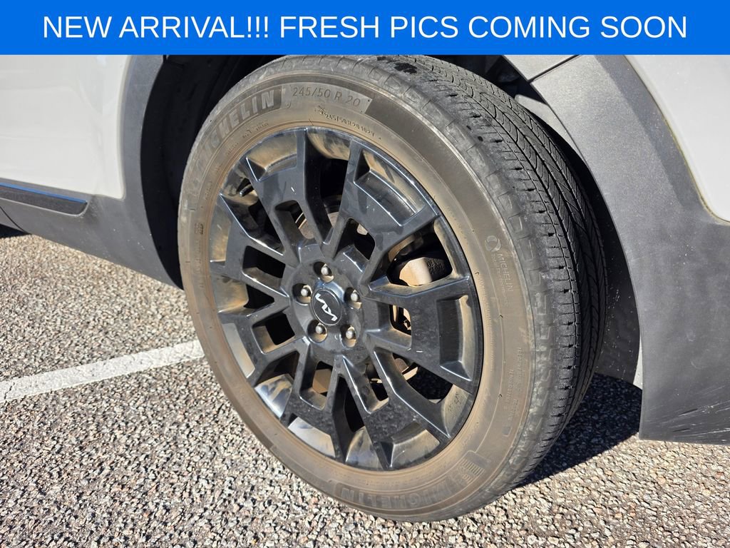 Used 2022 Kia Telluride SX w/ SX Prestige Package image 6