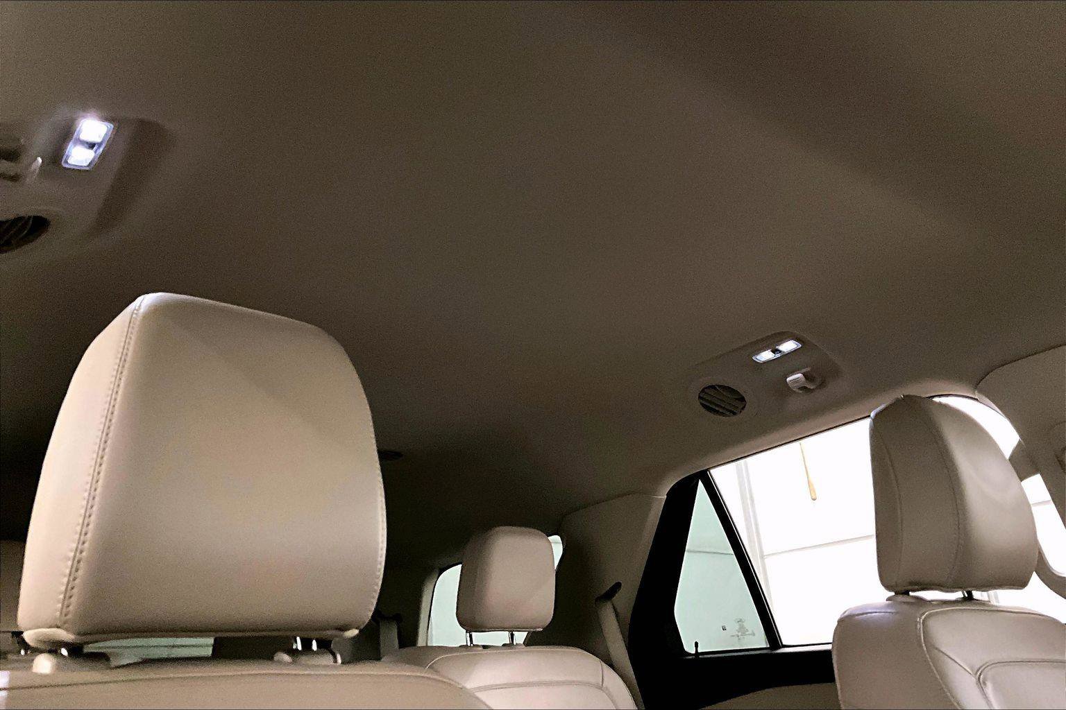 Used 2022 Ford Explorer XLT w/ Equipment Group 202A image 21